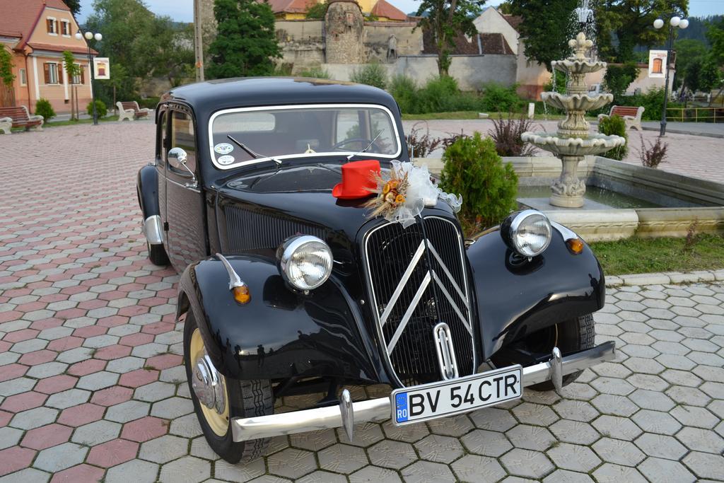 Vila Old Cars Cristian  Exterior foto